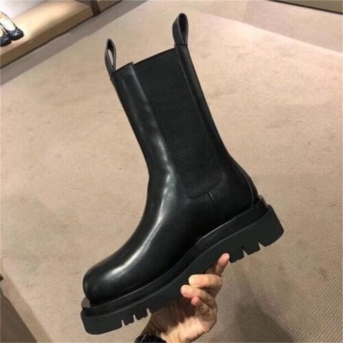 2021 New Winter Genuine Leather Chelsea Boots Women Platform Ankle Boots Flat Botas Mujer Ladies Slip-on Short Punk Booties