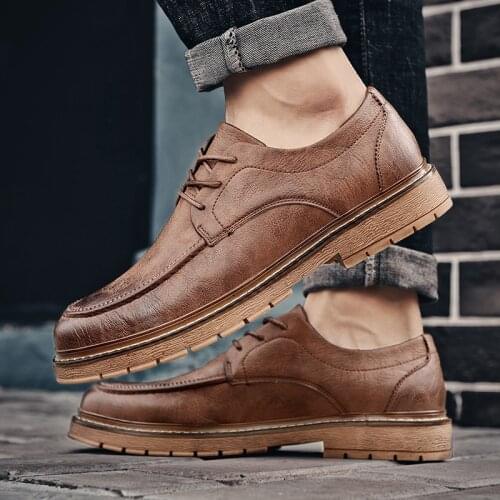 Classic Men Casual Shoes lace up New Brand Leather oxfords for Men Sneakers Thick Bottom round Toe fashion Outdoor Shoes men