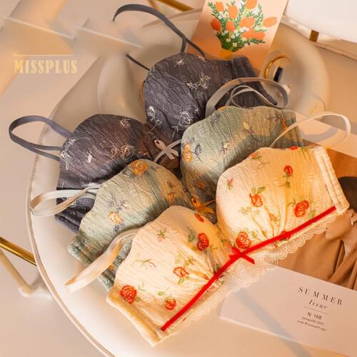 2021 1/2 Cup One-Piece Seamless Push Up Young Girls Intimates Sexy Floral Embroidery Bra And Panty Set Small Cute Underwear