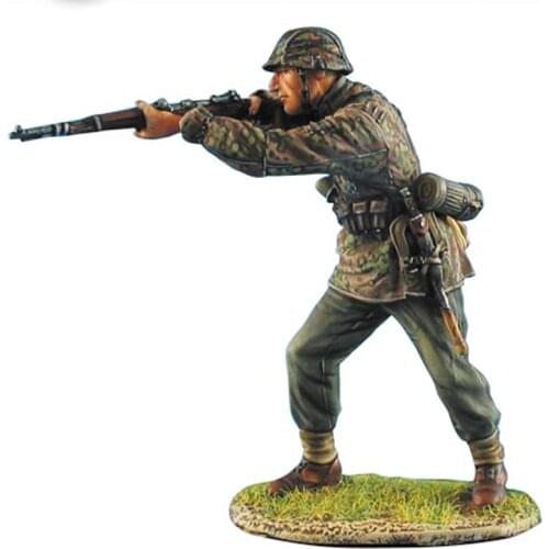 1/35 Resin Model figure GK Soldier Panzer Grenadier Standing Firing Military theme of WWII Unassembled and unpainted kit