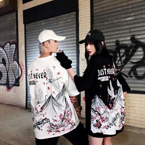 2021 New Summer Chinese Style Crane Printing Short-Sleeved Mens Loose Half-Sleeved Hip-Hop Trend Couple T-shirt