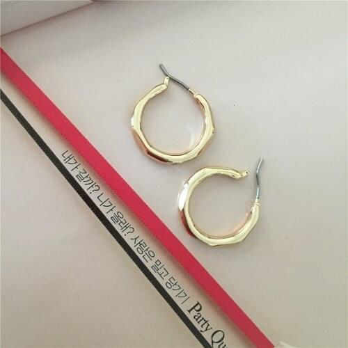 Casual Gold Color Plating Cutting Surface Effect Hoop Earrings For Women Girl Elegant Gorgeous Classic Office Jewelry Accessory