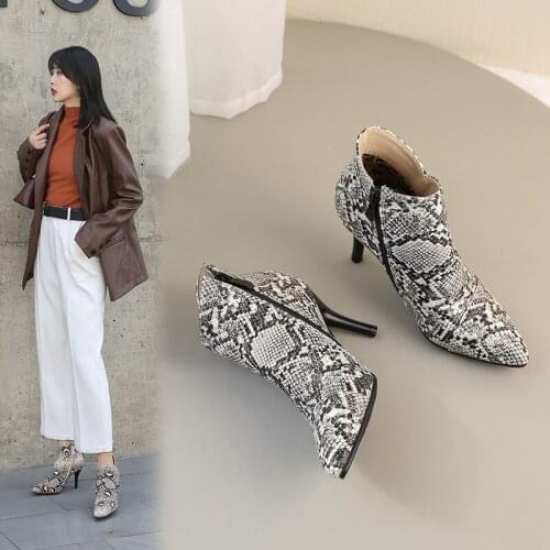 YQBTDL 2020 Autumn Snake Print Sexy Shoes Female Pointed Toe High Heels Black Ankle Stiletto Boots Booties Woman Footwear 34-43