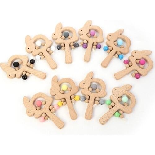 1PC Baby Wooden Rattle Beech Animal Hand Teething Wooden Ring Makes A Sound Montessori Educational Toy Attract Attention