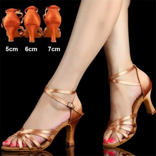 Hot Selling Womens Tango/Ballroom/Latin Dance Dancing Shoes Heeled Salsa Professional Dancing Shoes For Girls Ladies 5cm6cm7cm