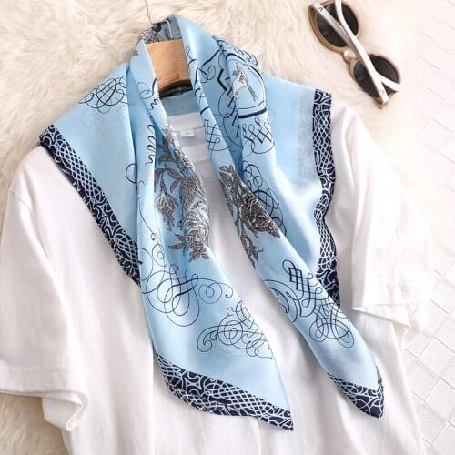 2021 New style lady scarf Fashion Sunscreen shawl womens quality 70cm Square silk scarves luxury beach printed headscarf