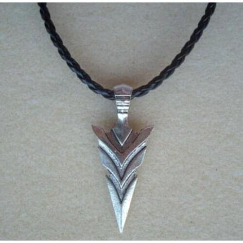 1PCS Fashion Vintage Large Arrow Tribal Arrowhead Spear Arrow Symbol Pendant Necklaces- Ethnic Boho Hippy Jewelry Gifts