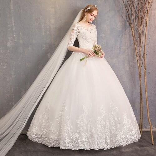 2019 New Half Sleeves Embroidery Ball Gown Wedding Dresses for bride O Neck with lace Decoration Plus Sizes