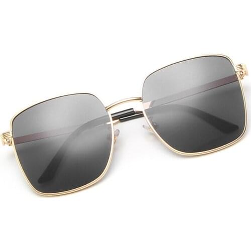 New glasses fashion personality frosted square sunglasses women trend street shooting metal sunglasses casual driving glasses