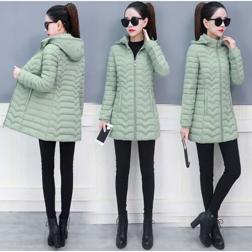 Autumn and winter new light and thin section down cotton slim V-shaped hooded large size long womens Keep warm jacket