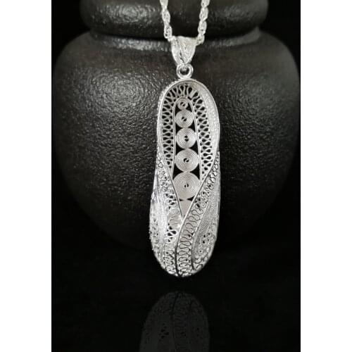 Chinese Embroidered Shoes 999 Sterling Silver Pendant Necklace Women Silver Charms Handmade Vintage Jewelry Luxury Gift Unique