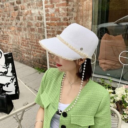 Women Sun Visor Pearl Chain Decoration White Raffia Straw Baseball Hat Fashion Equestrian Hat Quiche Cap Visor Caps Beach