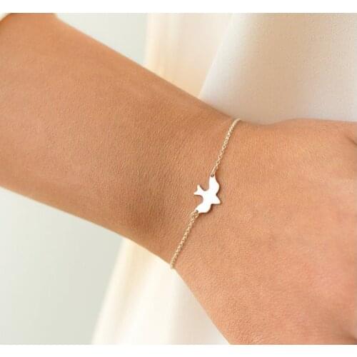 Cute Swallow Baby Bird Bracelets Tiny Peace Dove Bracelet Gold Soar Flying Birds Bracelet Little Bangle Women Jewelry