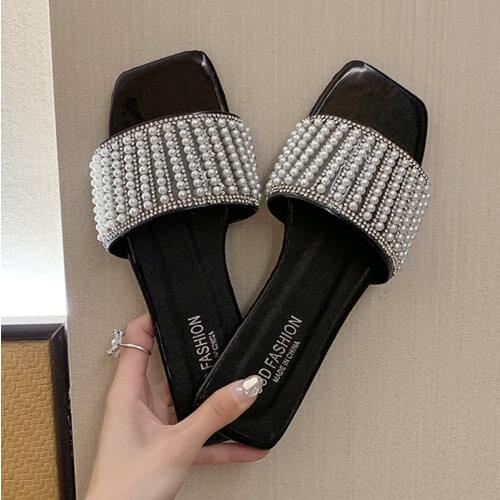 Women Slippers Summer Rhinestone White Flat Shoes Elegant Pearl External Wear 2021 Summer New Sandy Beach Sandals Women Shoes
