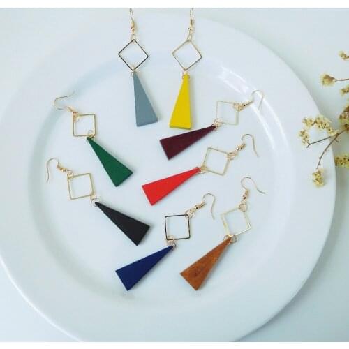 HC Fashion Korean Style Geometric Drop Earrings Women Simple Jewelry Party Gift 2018 New Wooden Triangle Dangle Earrings Long F
