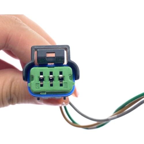 Second hand for NISSAN Sylphy sunny Bluebird Tiida Livina Qashqai Reverse Gear Switch Reversing Light Switch Plug cable wire