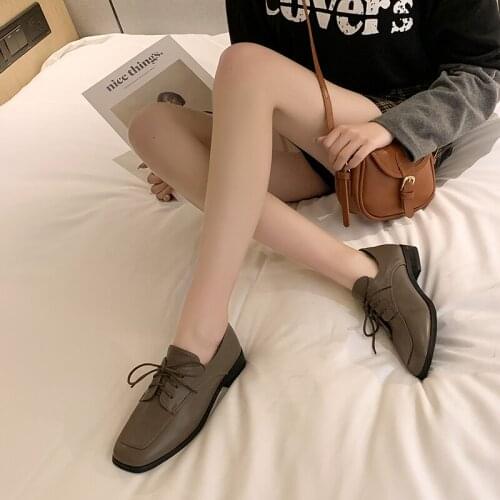 Womens flat shoes Spring 2020 New Fashionable comfortable square head solid color lace-up non-slip platform office shoes U29-41