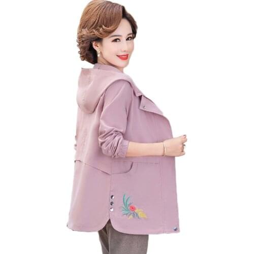 Women Short Windbreaker Coat New Spring Autumn Embroidery Female Hooded Coat Mother Casual Loose Jacket Plus Size XL-5XL W2233