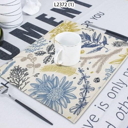 1 Piece Of Vegetation Herb Pattern Insect Calico Terry Cloth Home Decoration Table Mat Cloth Tea Coaster 42*32 Servilletas Tela