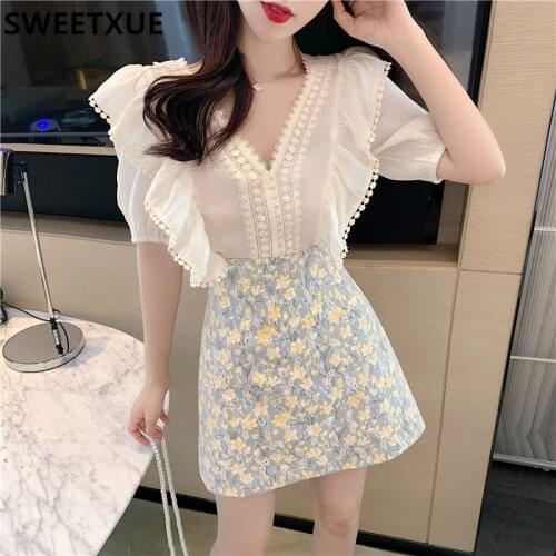 SWEETXUE Women Summer Chiffon Shirt Loose V-neck Ruffle Lantern Sleeve Top + Retro Floral Lace A-line Skirt Fashion 2-Piece Set
