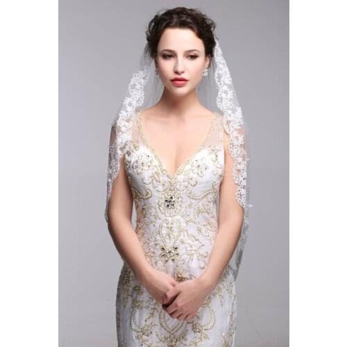 Cheap White Ivory Fingertip Length Lace Edge Bridal Veils Single Layer With Comb Wedding Veil Wedding Accessories