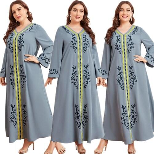 Plus Size Muslim Women Long Dress Vintage Ethnic V-neck Abaya Arabic Middle East Casual Loose Turkish Maxi Robe Gown Islamic New