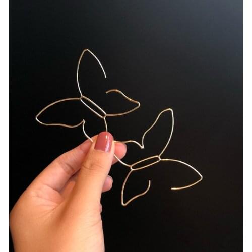 Hot Punk Style Metal Line Butterfly Stud Earrings for Women New Fashion Vintage Party Jewelry Brincos Accessories 2020