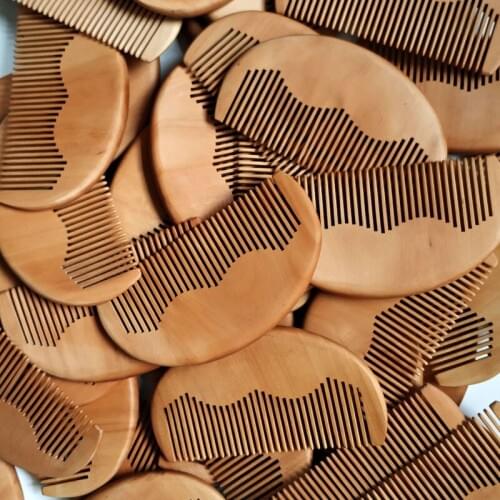 100pcs/lot Customized Engraved Your Logo Natural Peach Wooden Comb Mini Beard-shaped Comb Pocket Comb 9.7*5*1cm