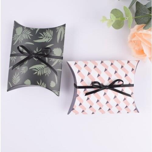50pcs Leaf candy Box New craft paper Pillow Shape Wedding Favor Gift Boxes pie Party eco friendly kraft promotion geometry