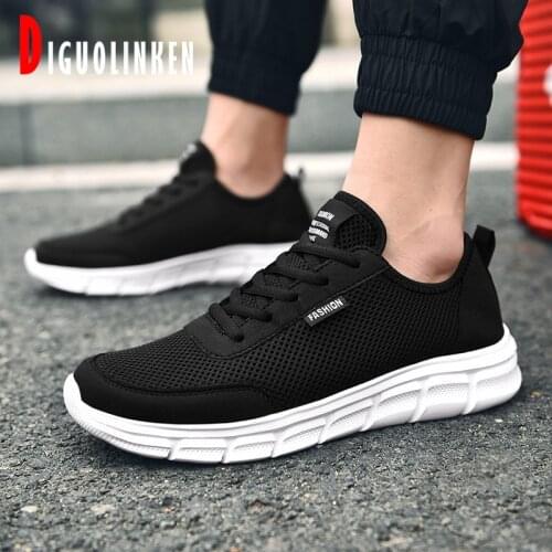 Fashion 2021 Spring Men Shoes Lace-up Men Casual Shoes Mesh Lightweight Sneakers Men Comfort Breathable Walking Feminino Zapatos