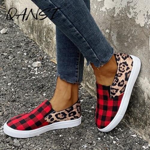 Autumn Red Checkerboard Womens Vulcanize Shoes Casual Flat Leopard Canvas Shoes for Women Round Toe Slip on Lazy Plaid Shoes