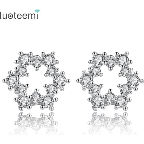 LUOTEEMI New Cute Snowflake Bijoux Stud Earrings for Women Fashion Wedding Party Jewelry CZ Flower Pendientes Mujer Moda Gifts
