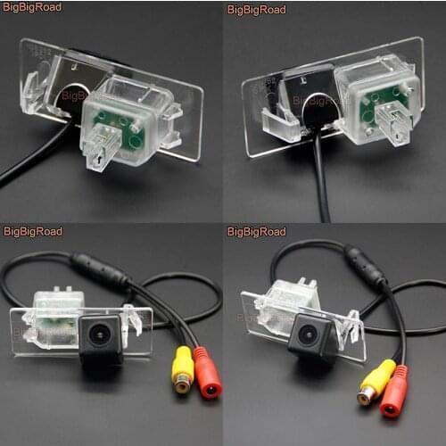 BigBigRoad Car Rear View Camera Auto Backup Monitor For Skoda Superb Combi B6 Fabia 2015 Octavia III 2013-2018 Rapid 2012-2018