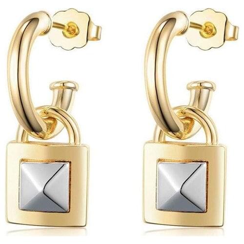 Silver C-ring pendant earrings between three-dimensional triangles of earrings and necklaces