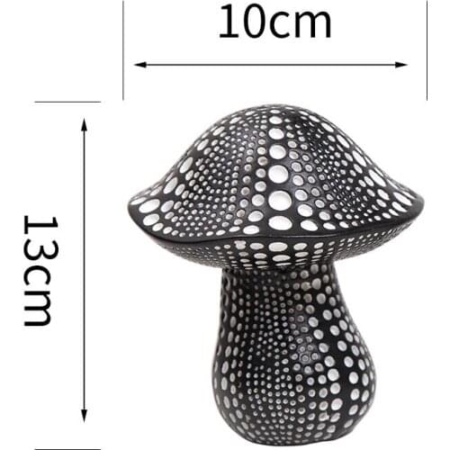 Home Decoration Accessories Mushroom Resin Cabochon Antique Figurines Art Design W31