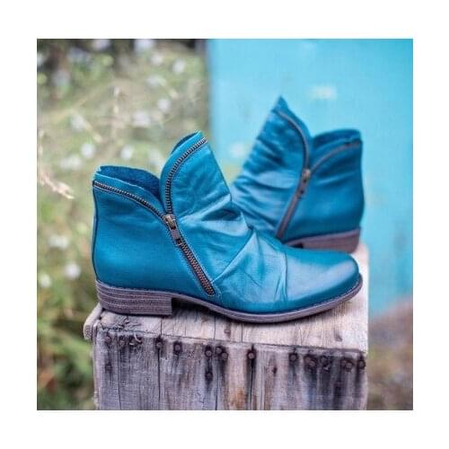 Women Boots 2020 Leather Ankle Boots Flat Shoes Autumn Winter Snow Boots Platform Zipper Boots Ladies Shoes