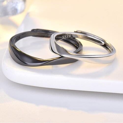 Fashion Simple Geometric Mobius Couple Rings For Men Women Black Sliver Color Smooth Adjustable Open Ring Valentines Day Gift