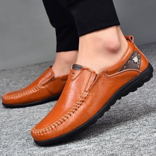 Mens Casual Leather Shoes Brown Genuine Leather Moccasins Men Loafers Fashion Breathable Flat Driving Shoes for Men