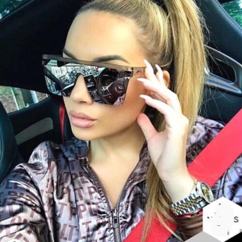 New 2021 Rectangle Oversized Sunglasses Women Champagne Frame Gradient Lens Vintage Large Frame Sun Glasses Female