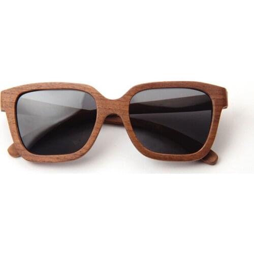 Men Black Walunt Wood Sunglasses Polarized lens Vintage UV400 Eyewear Women Bamboo glasses in Gift Box