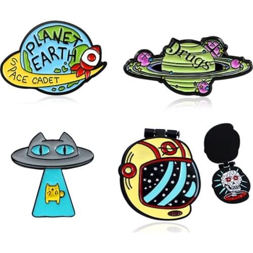Space Ship Astronaut helmet Star Planet Surround "DRUGS" Earth Pins PLANET EARTH SPACE CADET Brooch Enamel Pins Badge Jewelry