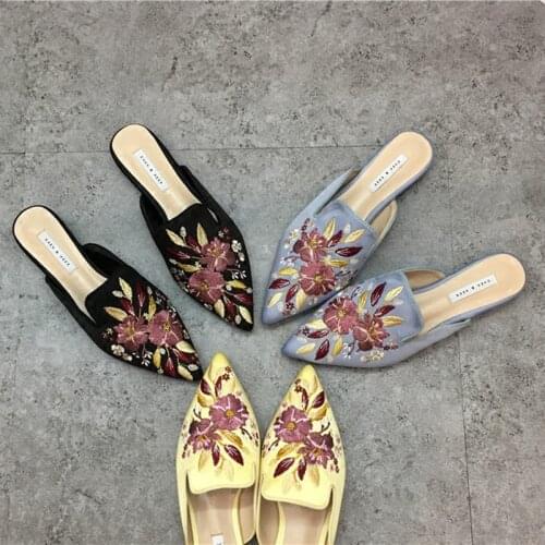 Embroider Shoes Woman Flowers Slippers Pointed Toe Mules Slides Low Flat Heel Flip Flops Women Brand Embroidery Floral Silk Shoe