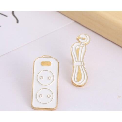 Wire Plugboard Enamel Pins Custom Wholesale Household Necessities Bag Brooch Lapel Pin Cartoon Badge Gift for Kids Friends