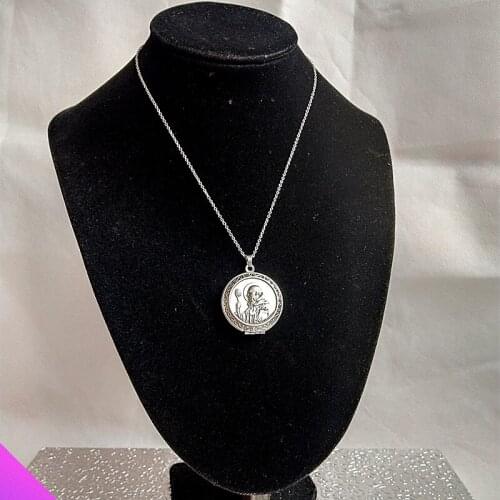 New faith talisman priest pattern photo frame double-sided embossed pattern photo box necklace classic souvenirs