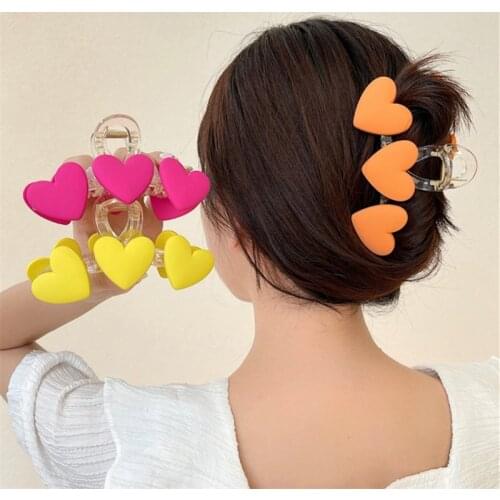 AOMU Romantic Cute Pink Orange Acrylic Heart Hair Claw Smooth Irregular Geometric Hollow Big Hairpins for Women Party Accessory