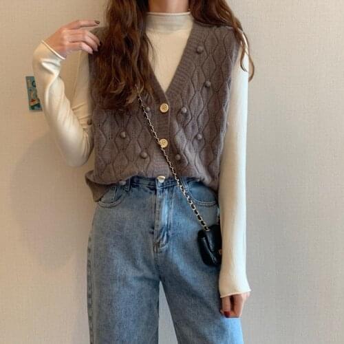 Knitted vest jacket women 2021 autumn and winter fashion temperament new sleeveless v-neck solid color single-breasted sweater