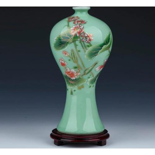 Jingdezhen Ceramic Bean Green Glaze Vase Famille Rose Lotus Patern Vase Ornament Living Room