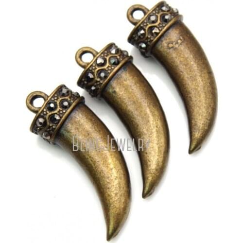 H-SP58 Gold Solid Metal Horn Tusk Pendant,Rhinestone Paved Horn Tusk Charm