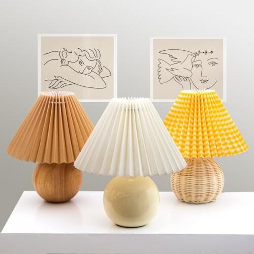 Nordic Modern Table Lamps For Living Room Table Color Ceramic Bedside Lamp Bed Room Decoration Night Light Desk Table Desk Lamp