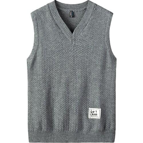 2020 Autumn & Winter New 3 Colors Plus Size V-neck Simple Solid Sleeveless Sweater Vest Loose Versatile Men Vest Free Shipping